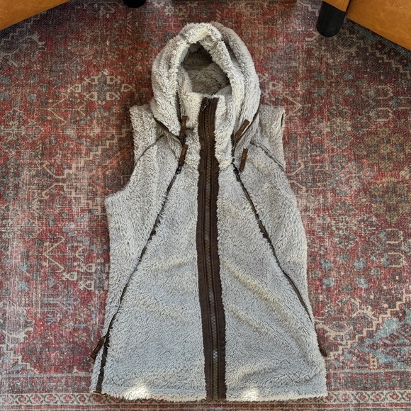 Kuhl Jackets & Blazers - Kuhl Teddy Hooded Vest